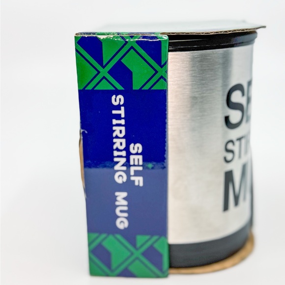New In Box Self Stirring Insulated Mug w/ Push Button & Lid 11.84 Fluid Ounces - Picture 9 of 13